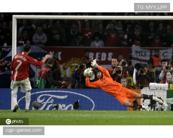 莱万多夫斯基助莱赫波兹南夺冠,传奇生涯再添辉煌篇章 莱万多夫斯基助莱赫波兹南夺冠,传奇生涯再添辉煌篇章