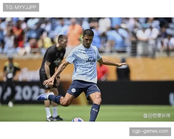 罗德里更衣室迅速融入,助力新援成长,球队和谐氛围引关注 罗德里更衣室迅速融入,助力新援成长,球队和谐氛围引关注