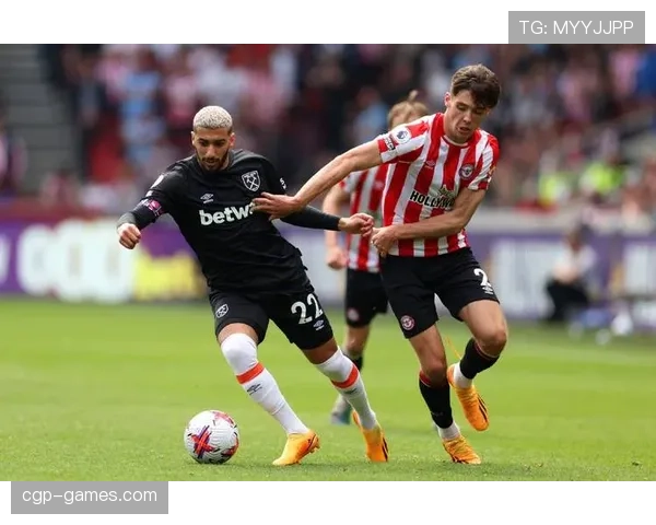 阿隆·克雷斯韦尔闪耀英超，助西汉姆稳步迈向争冠行列