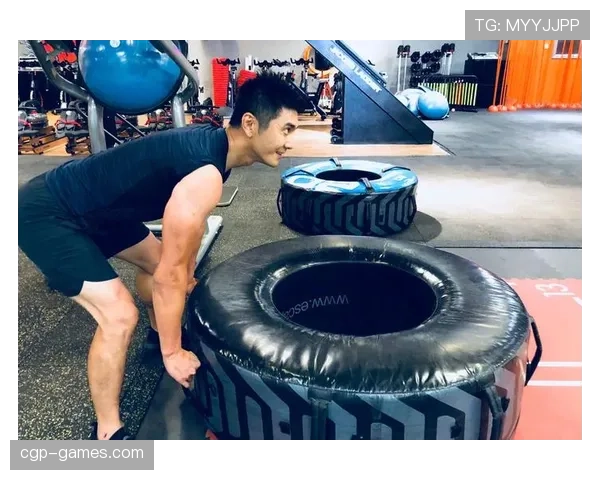 邢傲伟当年比赛完直接去超市抢购打折酸奶，这反差谁懂